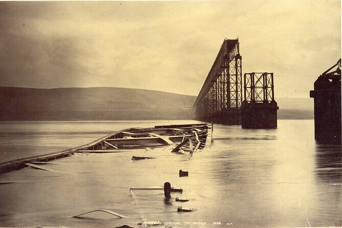 A life less narrow, the Genius of Harry Potter & Edinburgh Castle - Walking through history and magic