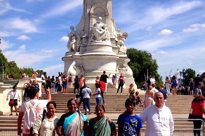 A Royal London Private Taxi Tour - What to Expect From the Guide and Tour Experience