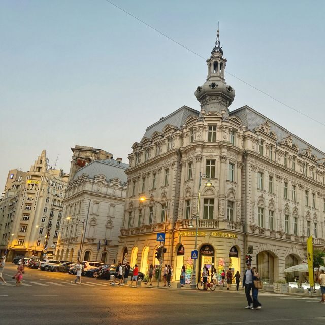 A Tale of Bucharest Highlights Walking Tour - The Itinerary: A Balance of Landmarks and Legends