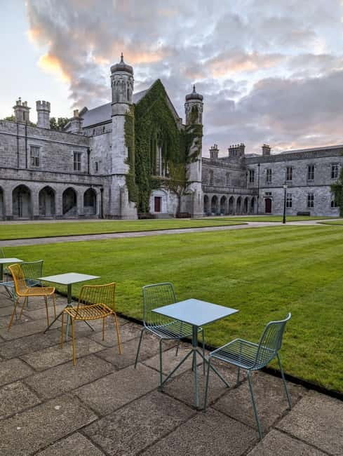 Aberdeen: Express Walk with a Local - The Value of a Short Guided Walk