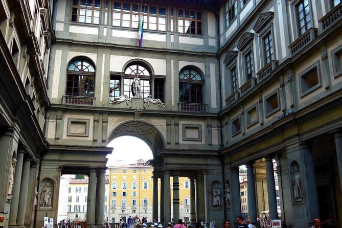 Accademia & Uffizi: timed-entry tickets & self-guided visit app - Frequently Asked Questions