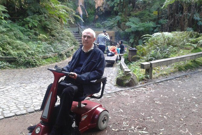Adapted Van Tour - Lagoa do Fogo ( Half day) - Who Should Consider This Tour?
