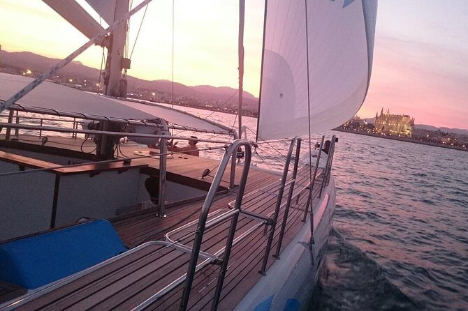 Adult Only Sunset Catamaran Palma bay - Who Will Love This Experience?