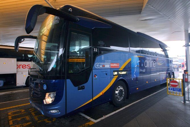 Airport Coach Service from Oxford to Gatwick - Reliability and Customer Service