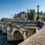 Airport Transfer: Paris Airport CDG to Paris City by Business Car - An In-Depth Look at the Experience