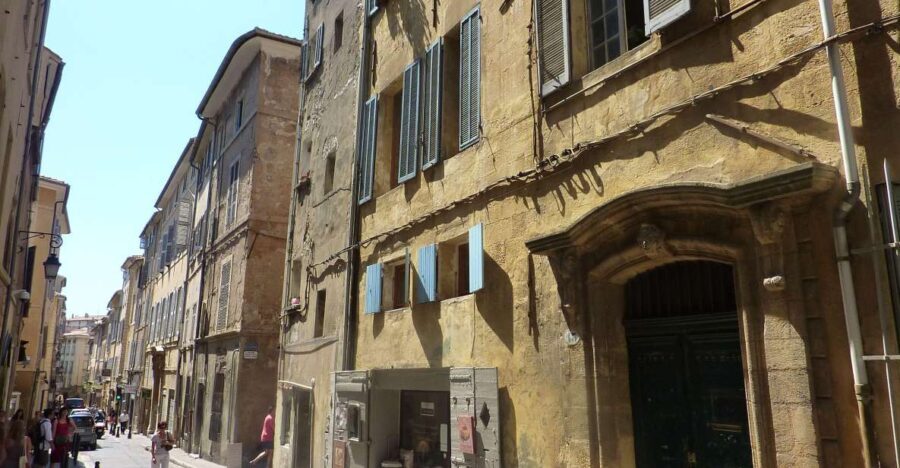 Aix-en-Provence: Private Guided Walking Tour - Exploring Aix-en-Provence: What This Tour Covers