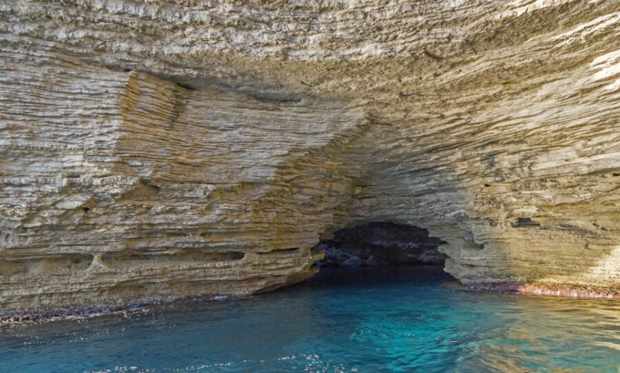Ajaccio/Porticcio: Lavezzi Islands/Bonifacio Caves Boat Tour - An In-Depth Look at the Tour Experience