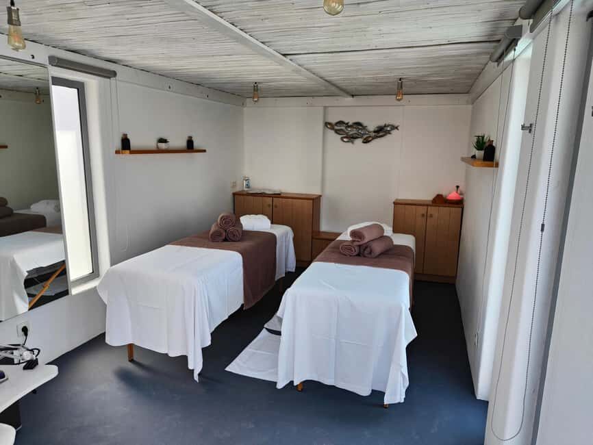 Akrotiri: Departure Day Spa Package w Massage & Pool Access - Who Is This Experience Best For?