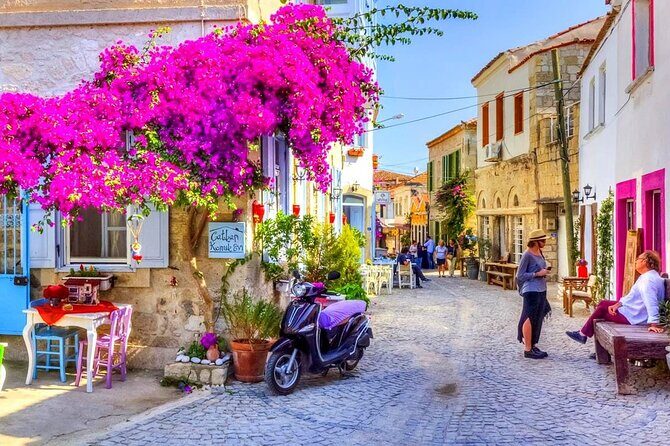 Alaçat & Çeme Chill Tour: Vibes, Streets & Snapshots - Authentic Feedback from Travelers