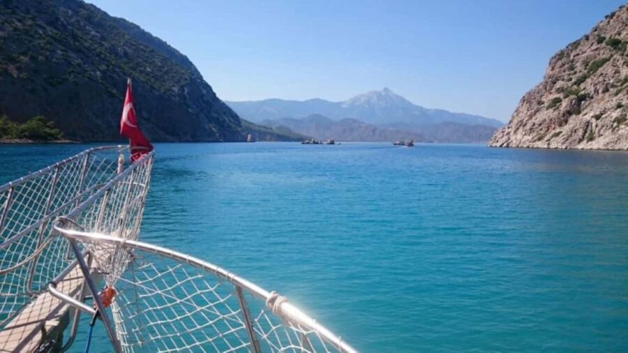 Alanya/Antalya The Maldives Boat Trip with Lunch & Transfer - The Boat Itself: Comfort, Style, and Atmosphere