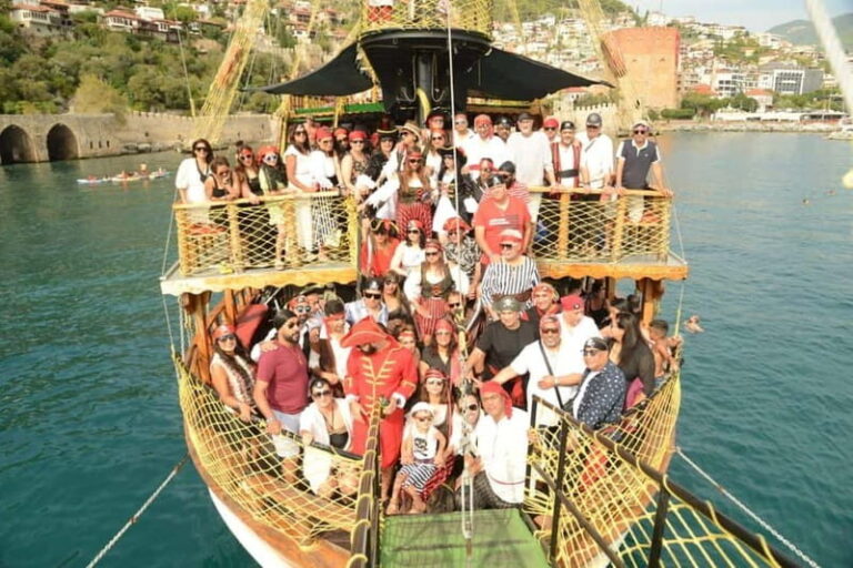 Alanya: Pirate Boat with Lunch and Unlimited Drinks - The Value of the Experience