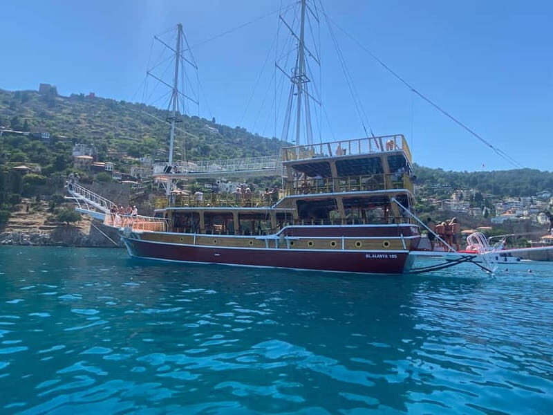 Alanya: Relax Boat Tour with Lunch & Unlimited Soft Drinks - Who Should Consider This Tour?