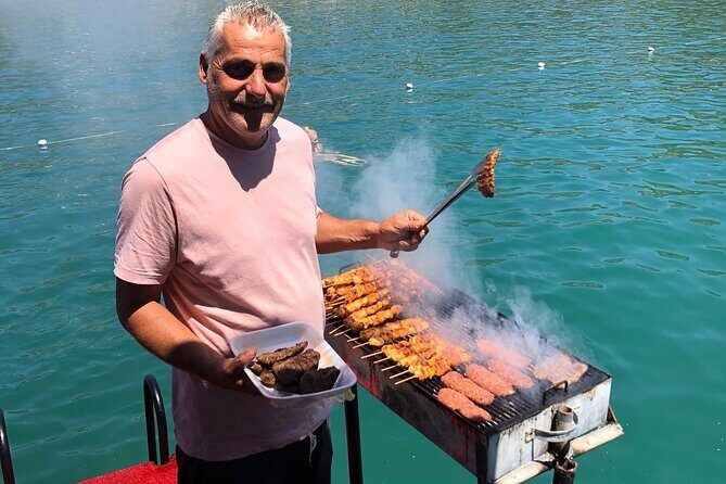 Alanya Relaxing Boat Tour with Lunch, Soft Drinks & Transfer - Authentic Experiences and Useful Insights from Reviews