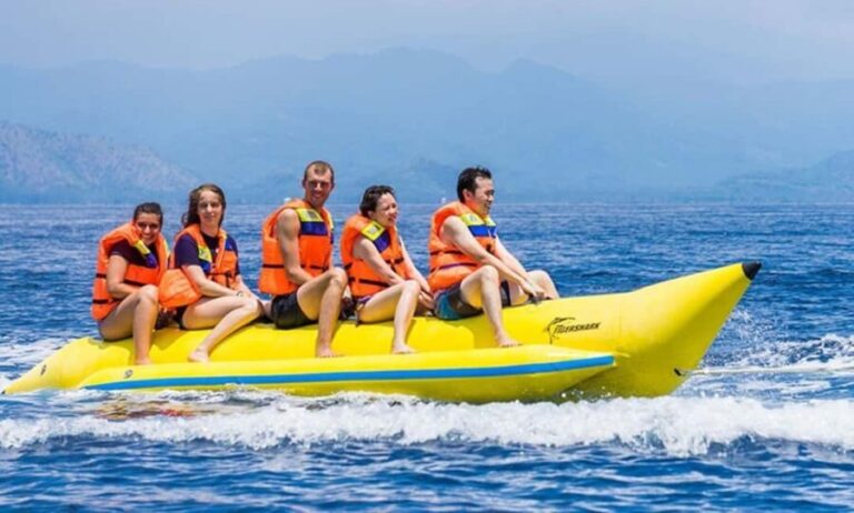 Alanya: Thrilling Banana Boat Ride Experience - The Experience: From Safety Briefing to Splash