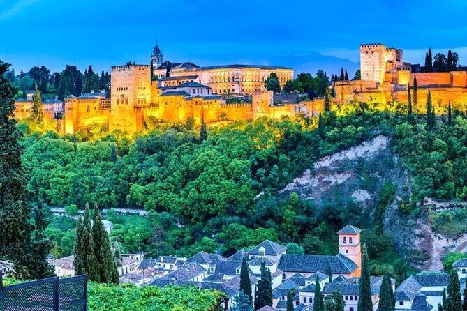 Albayzín and Sacromonte Private Guided Walking Tour in Granada - The Value of Guided Customization and Local Knowledge