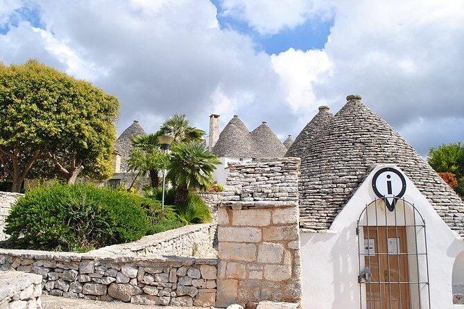 Alberobello with a local tour guide! - The Practical Aspects