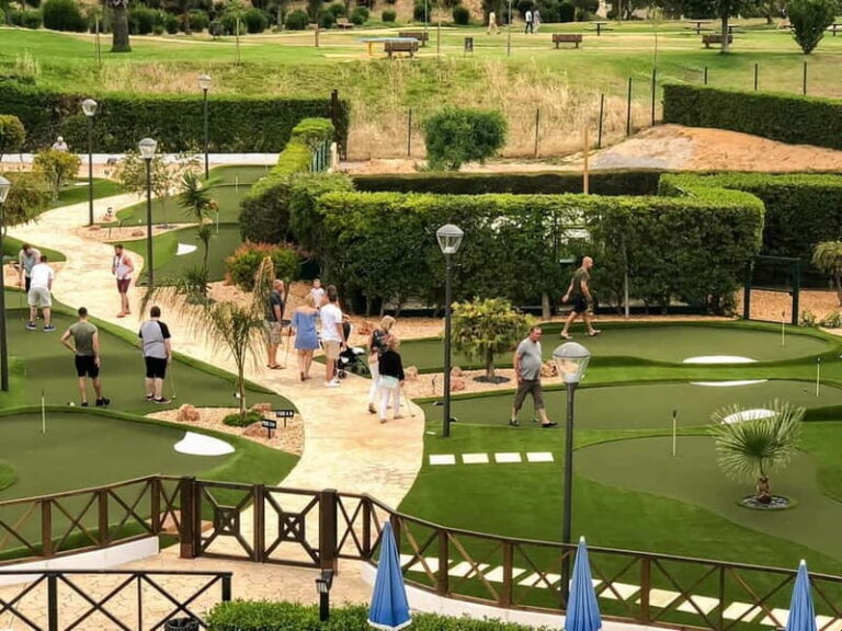 Albufeira: MiniGolf Adventure Park Entry Ticket - Practical Details & Tips for Visiting