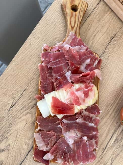 Albufeira: Portuguese Tapas and Wine Restaurant Experience - How the Tour Starts — Pickup and Transport