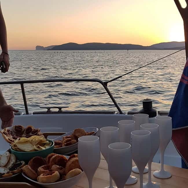 Alghero: Sunset Sailing Cruise with Aperitif - The Guides and Crew