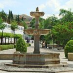 Alhambra and Albaycin Private Tour - The Showstopper: The Alhambra Palace and Gardens