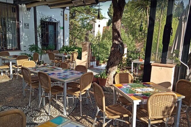 Alhambra and Nasrid Private Walking Tour with Food Tasting - The Reviews: Authentic Perspectives