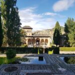 Alhambra: Generalife Gardens & Alcazaba Fast-Track Tour - Understanding the Highlights