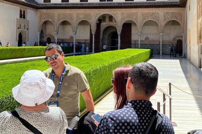 Alhambra, Nasrid Palaces, Generalife & Alcazaba Private Tour - The Price: Is It Worth It?