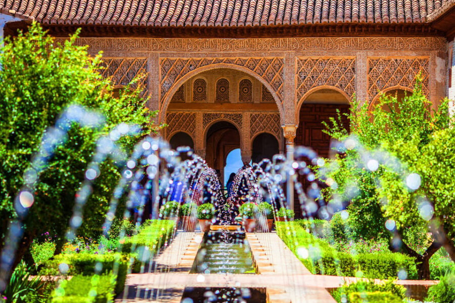 Alhambra: Ticket with Audioguide - Who Should Consider This Tour?