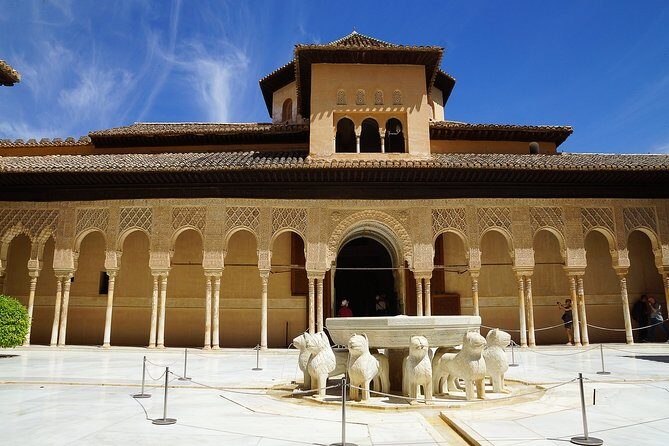Alhambra Tour & ticket: Nasrid Palaces, Alcazaba & Generalife - Final Thoughts: Who is This Tour Best For?