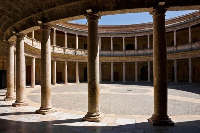 Alhambra: tour with Nasrid Palaces. Admission not included - What’s Included and What’s Not