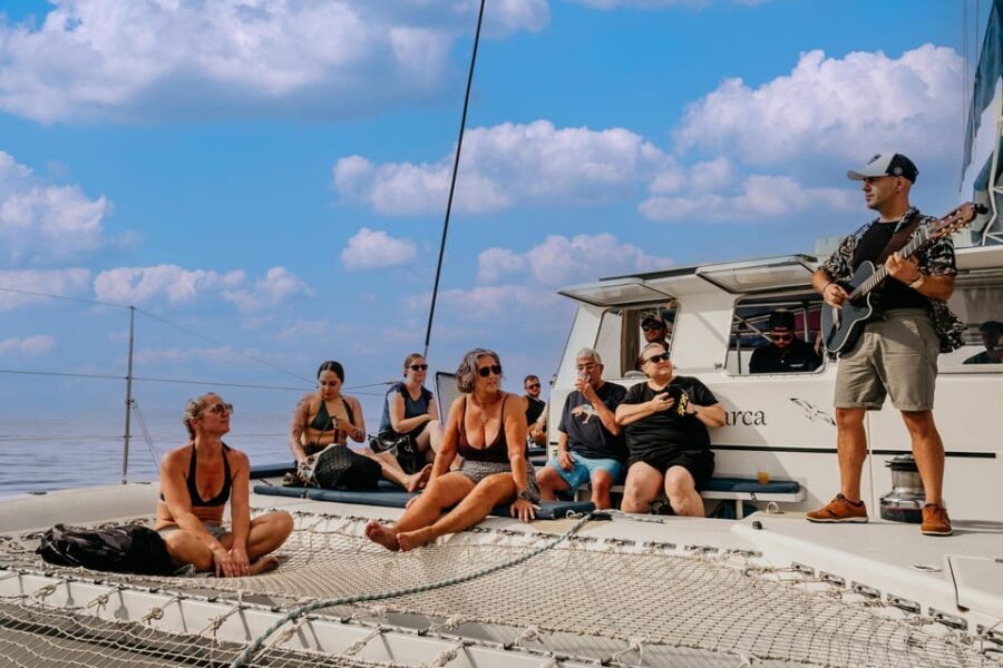 Alicante: Afternoon Cruise with Appetizer and Live Music - Who Is This Cruise Best For?