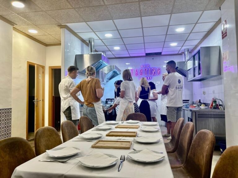 Alicante Paella Cooking Class, Tapas, Drinks and Market - Detailed Review of the Experience