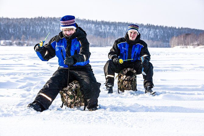 All Day Snowmobile Driving - The Experience from the Traveler’s Perspective