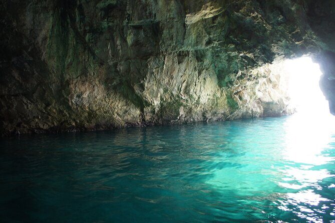 Amalfi Coast Small Group Cruise with stop at the Emerald Grotto - Key Points