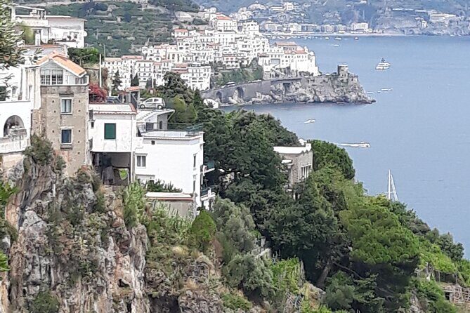 Amalfi: Private Transfer from Naples - The Experience of the Drive