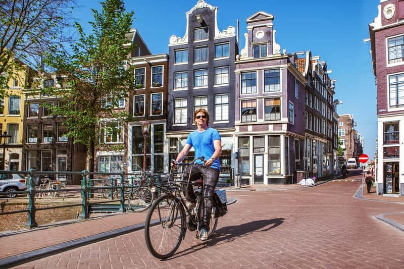 Amsterdam:: Bike Rental with Free Self-Guided Tour App - Who Is This Tour Best For?