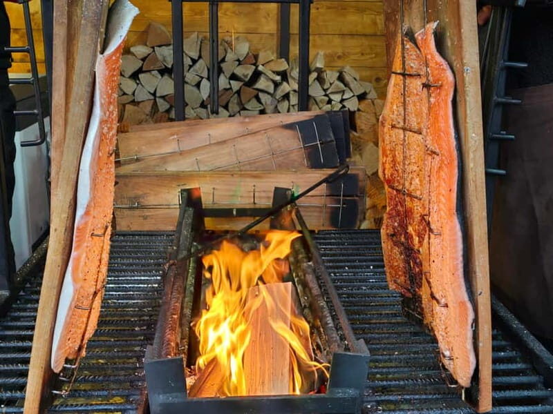 Amsterdam Brussels Christmas Road Trip Small Group Tour - Exploring Brussels: A Historic and Festive Playground