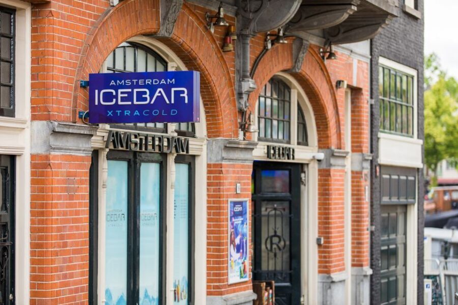 Amsterdam: Canal Cruise and Entrance to Xtracold Icebar - Authentic Insights from Reviewers