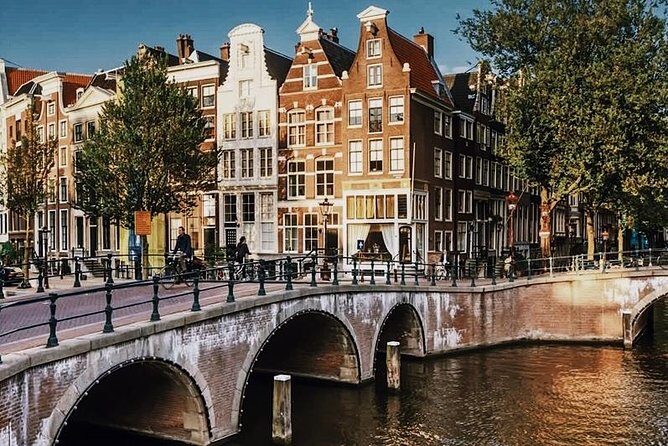 Amsterdam City Center & History - Exclusive Guided Walking Tour - A Step-by-Step Look at the Itinerary