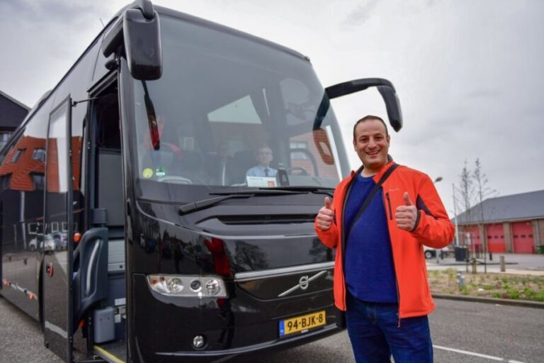 Amsterdam: Giethoorn and Zaanse Schans Windmills Day Tour - Exploring the Day Trip Itinerary