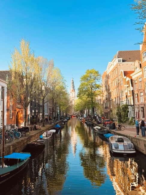 Amsterdam: Guided bike tour in French off the beaten track - What Sets This Tour Apart?