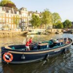 Amsterdam: Guided Open Boat Cruise Unlimited Drinks Option - Who Is This Tour Best For?
