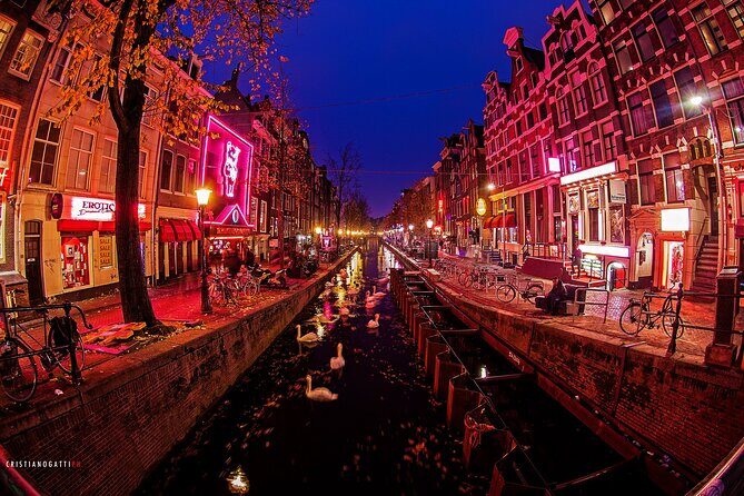 Amsterdam: Guided Red Light District and City Walking Tour - What Sets This Tour Apart? The Genuine Advantages
