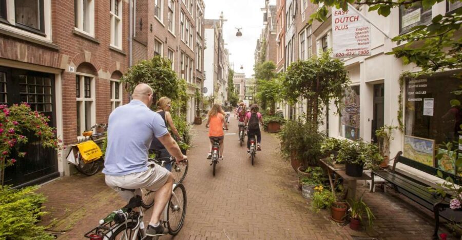 Amsterdam: Hidden Gems & Highlights Guided Bike Tour - A Deep Dive into the Experience