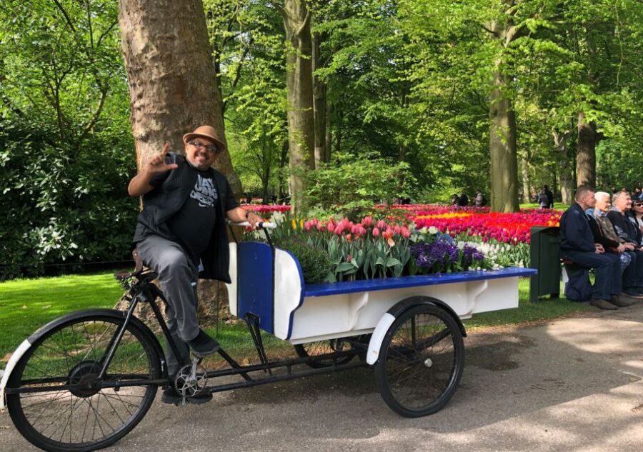 Amsterdam: Keukenhof Tulip Garden and Giethoorn Experience - What Sets This Tour Apart
