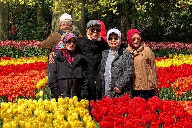 Amsterdam: Keukenhof Tulip Gardens and Giethoorn with Boat Tour - Who Would Love This Tour?