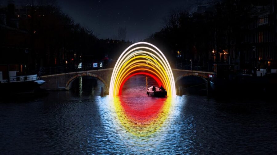 Amsterdam: Light Festival Boat Tour with Warm Drinks - The Itinerary in Detail