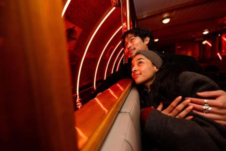 Amsterdam: Light Festival Heated Cruise w/Mulled Wine & Bite - Key Points