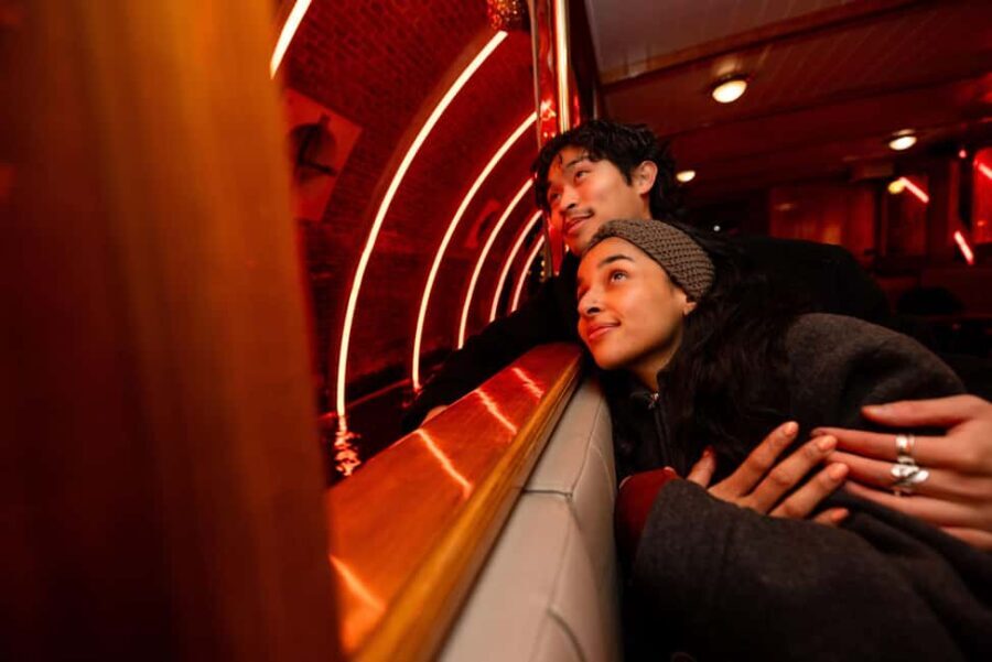 Amsterdam: Light Festival Heated Cruise w/Mulled Wine & Bite - Key Points