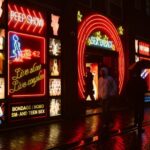 Amsterdam: Red Light District and Coffeeshop Culture Tour - The Itinerary: What to Expect from Start to Finish